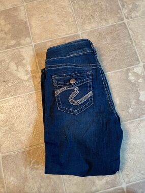 Silver Jeans Co Suki Mid Capri Jeans Women's Size 28/22 Dark Wash Super Stretch